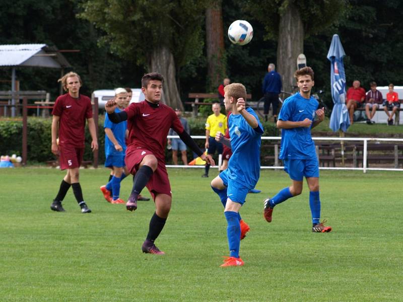 Starší dorostenci poděbradské Bohemie druhý zápas nezvládli a prohráli doma se Slaným 1:4.