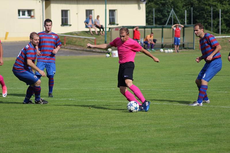 Z fotbalového utkání I.B třídy Lysá nad Labem - Loučeň