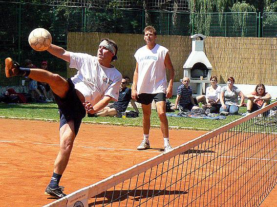 Z nohejbalového turnaje memoriál Jaroslava Svobody - Medvěda.