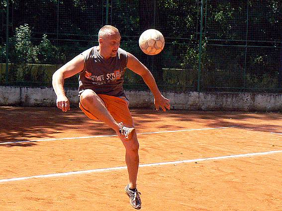 Z nohejbalového turnaje memoriál Jaroslava Svobody - Medvěda.