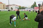 PRVOLIGOVÝ TRENÉR. Miroslav Dolejš se cítil na stadionu pražských Bohemians 1905 jako ryba ve vodě. A nebál se ani poradit trenérovi Romanu Pivarníkovi