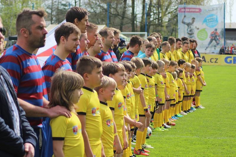 Z fotbalového utkání I.B třídy Loučeň - Pátek (4:0)