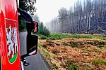 Výpomoc dobrovolných hasičů z Nymburka při hašení požáru v Národním parku České Švýcarsko.