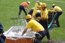 Dobrovolní hasiči z Libice ukázali, jak umí zkrotit vodu.