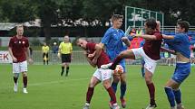 Z fotbalového utkání krajského přeboru Bohemia Poděbrady - Nespeky (4:4, na penalty 8:7)