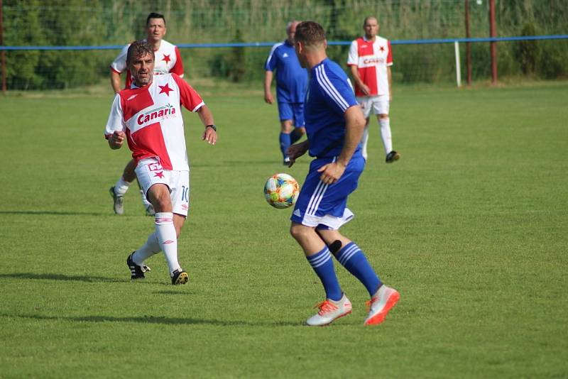 Fotbalové Krchleby slavily 90. výročí od svého založení. Přijela i garda pražské Slavie