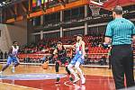 Z basketbalového utkání Ligy mistrů  Igokea - Nymburk (76:69).