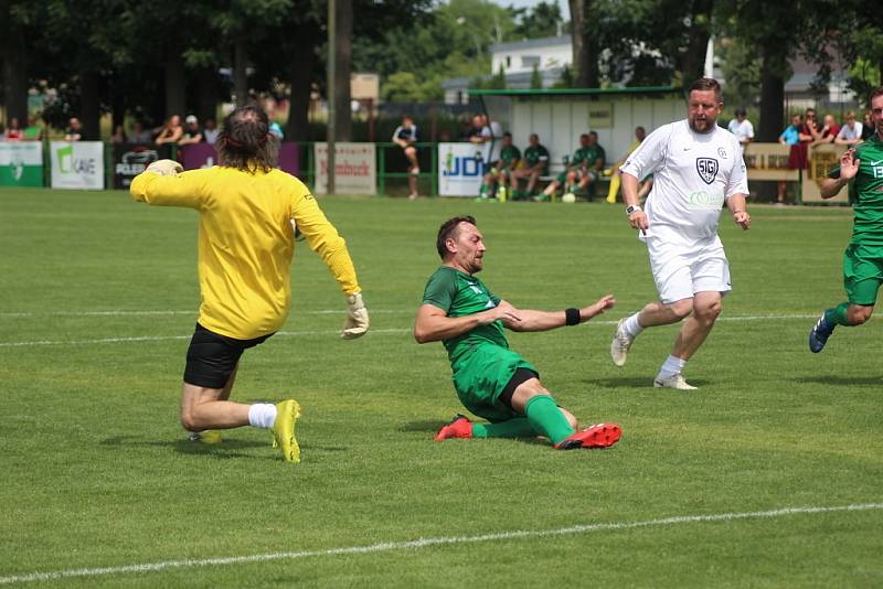 Fotbalový Polaban Nymburk slavil 80. let od postupu do první ligy. Pozval si Sigi team