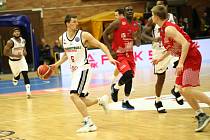 Basketbalisté Nymburka porazili v posledním domácím zápase Ligy mistrů španělskou  Fuenlabradu.
