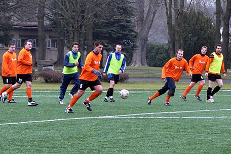 Z připravného zápasu Kounice - Krchleby (1:3). 