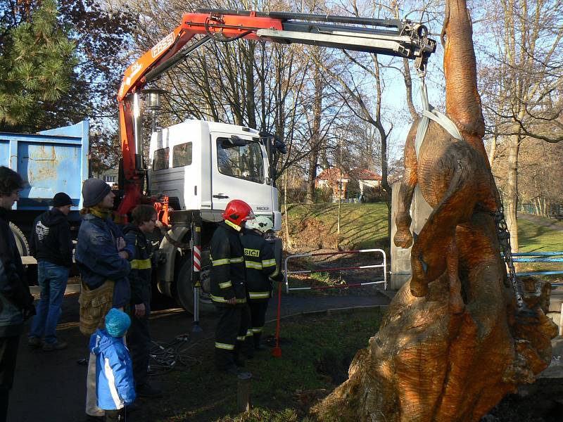 Odřezání Koně pod hradbami. Poté byl převezen do dílny