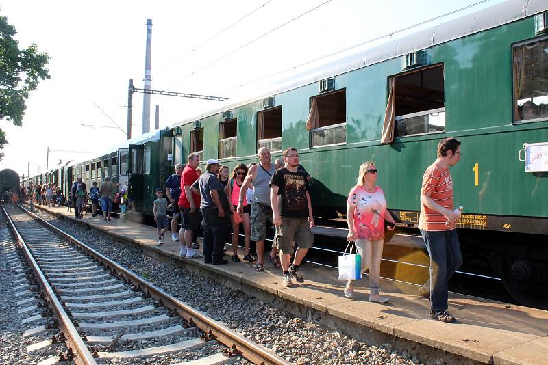 Postřižinský expres loni v květnu po návratu do Nymburka.