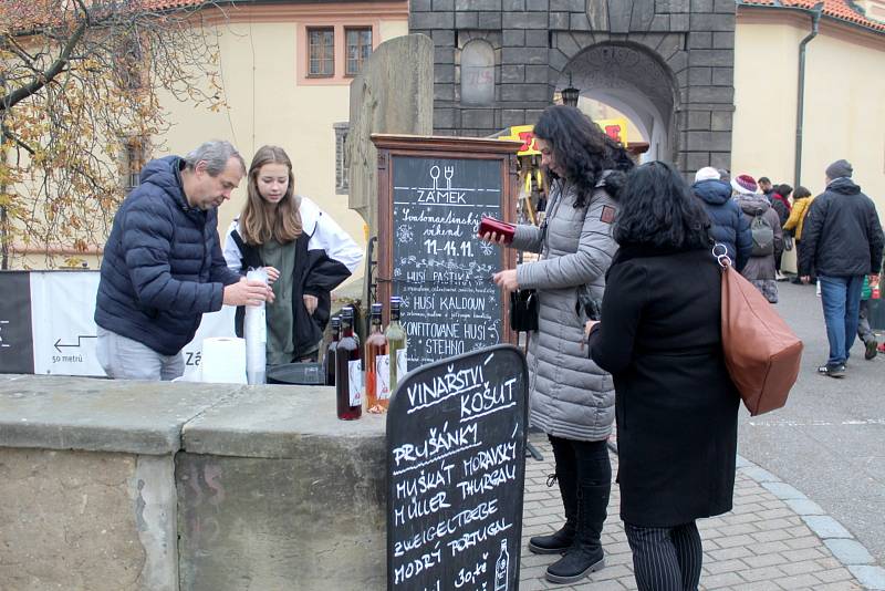 Ze Svatomartinských trhů v Poděbradech v sobotu 13. listopadu 2021.