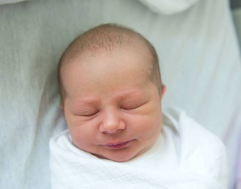 Martin Datl z Chvalovic se narodil v nymburské porodnici 26. prosince 2021 v 3:16 hodin s váhou 3370 g a mírou 48 cm. Domu prvorozený chlapeček pojede s maminkou Šárkou a tatínkem Martinem.