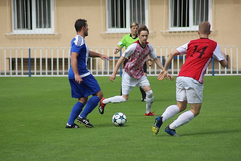 Z fotbalového utkání I.A třídy Union Čelákovice - Kosmonosy (3:3, PK 1:4)