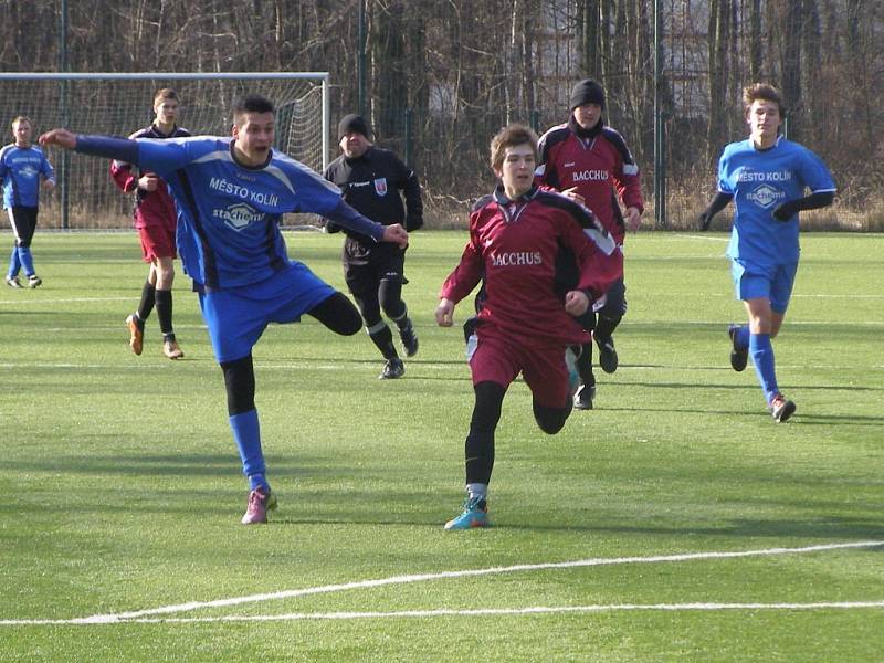 Z přípravného fotbalového utkání Slovan Lysá - dorost Kolína U19 (0:8)