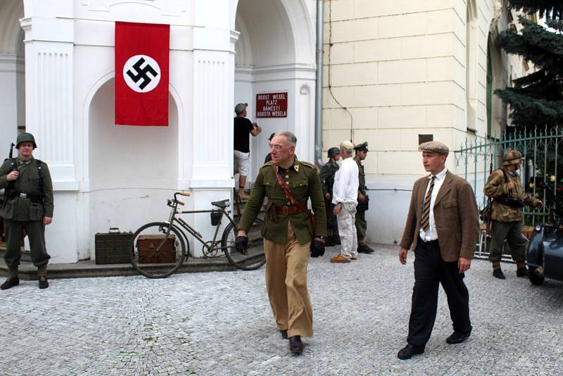 Nymburští filmaři točí hraný dokument o událostech v Nymburce z roku 1945.