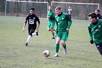 Z přípravného fotbalového utkání Polaban Nymburk - Slovan Poděbrady (0:0)