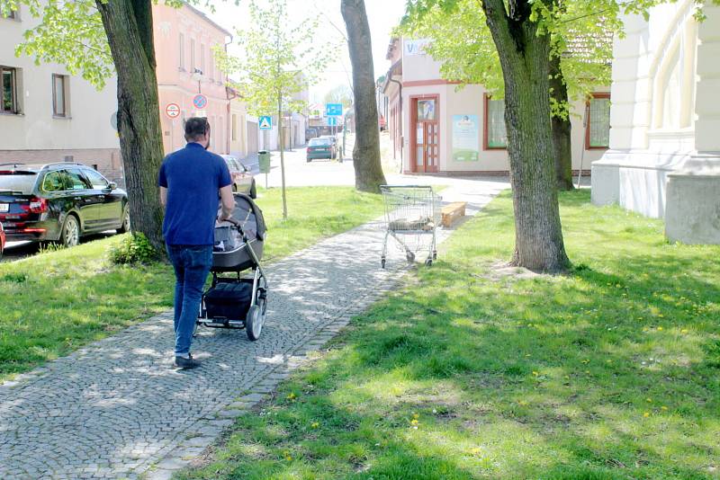 Kočárková jízda. Tak se v Nymburce jmenovala jedna z prvních veřejných akcí po uvolnění koronavirových opatření.