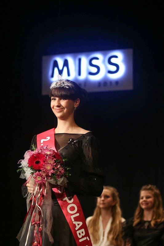 Soutěž Miss Polabí se uskutečnila už potřinácté v poděbradském divadle Na Kovárně.