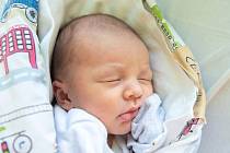 Daniel Čermák se narodil v nymburské porodnici 3. listopadu 2021 v 15:32 s mírou 49 cm a váhou 2880 g. Z prvorozeného se radují rodiče Hana a Lukáš z Poděbrad.