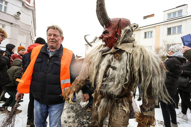 Krampus čerti v Lysé nad Labem v sobotu 4. prosince 2021.