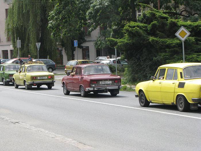 Hundertgang se o víkendu usídlil v Poděbradech