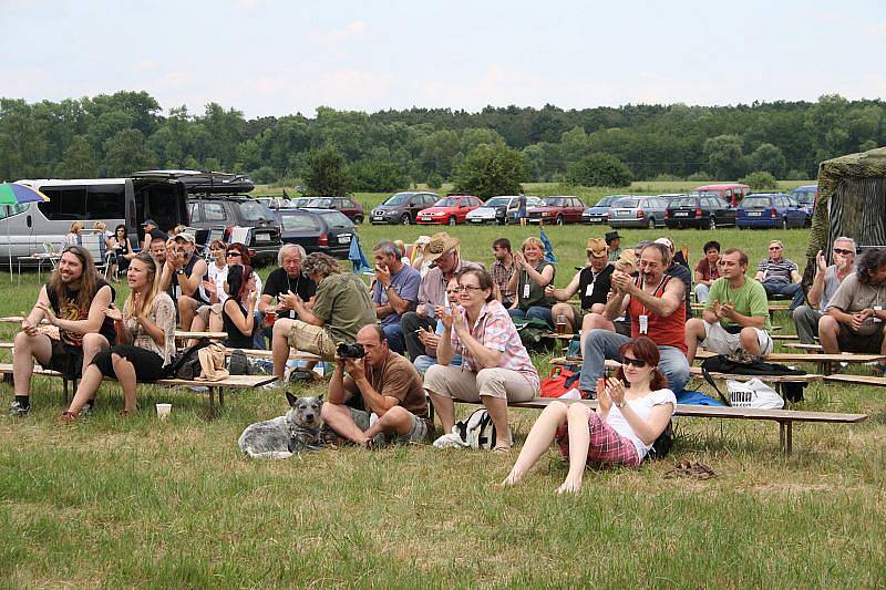 Festival Mýtina navštívily u Sokolče stovky lidí