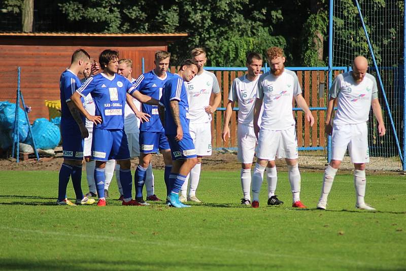 Z fotbalového utkání divize C FK Kolín - Polaban Nymburk (2:0)