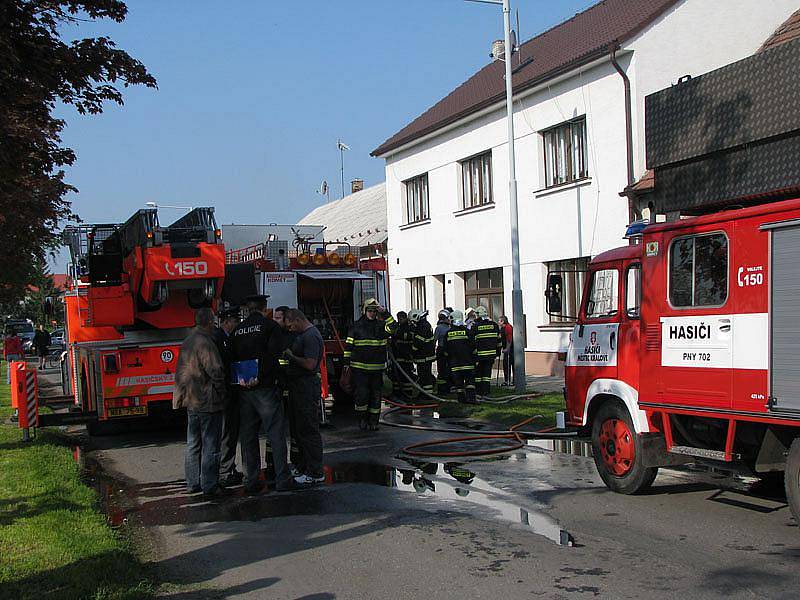 Požár domu v Městci Králové nepřežil čtyřiatřicetiletý muž