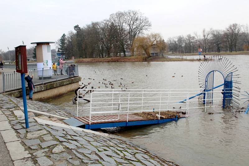 Labe v Poděbradech.