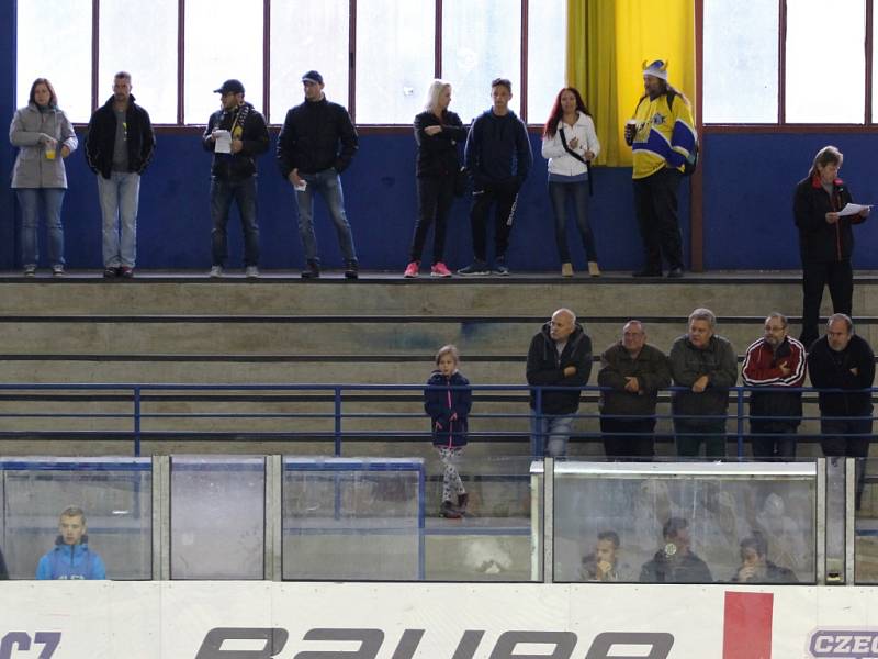 Z hokejového utkání druhé ligy Nymburk - Žďár nad Sázavou (0:1 sn)