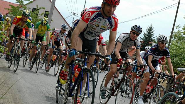 Mcely hostily extraligové cyklisty - Nymburský deník