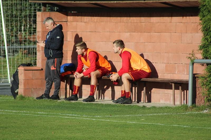 Z fotbalového utkání I.A třídy Sokoleč - Slovan Poděbrady