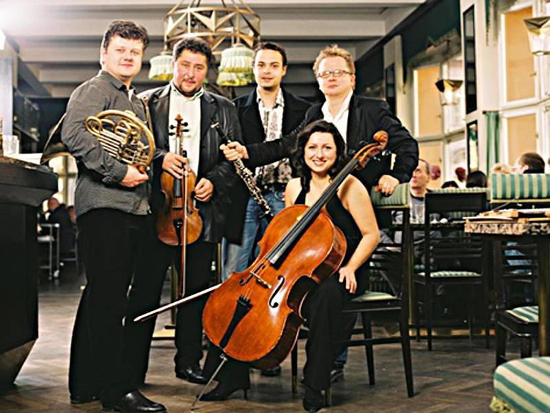 Baborak Ensemble.