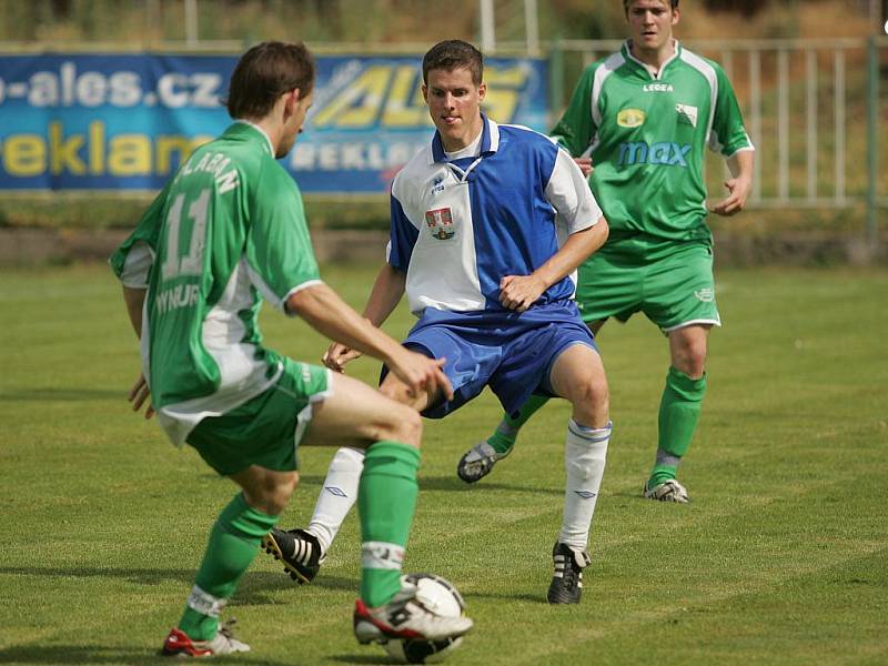 Z přípravného fotbalového utkání Polaban Nymburk - Benátky (1:2)