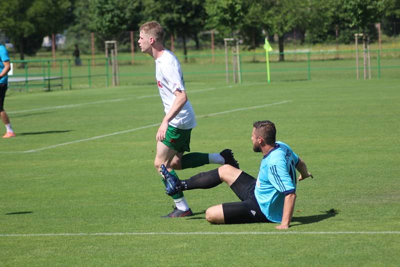 Z přípravného fotbalového utkání Polaban Nymburk - Luštěnice (4:0)