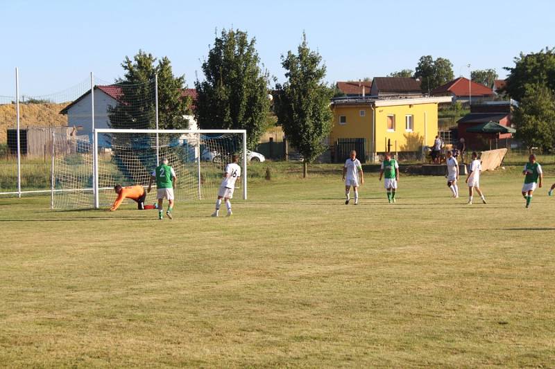 V Jíkvi oslavili 100 let fotbalu.