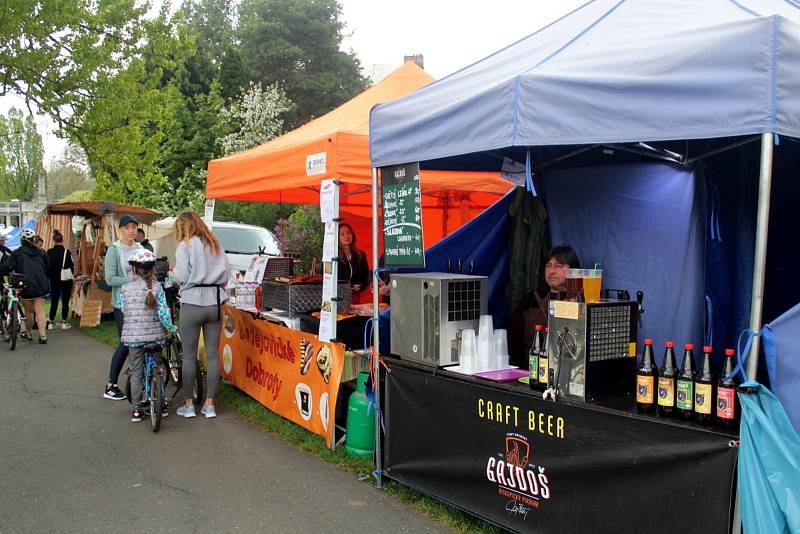 Na čtyři dny se na labském břehu usídlil už tradiční festival Lodě na Labi.