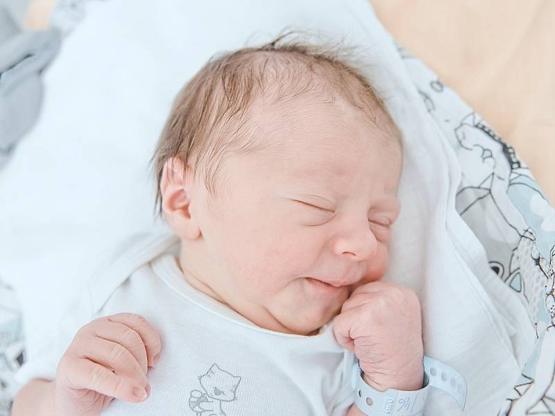 Josef Hájek se narodil v nymburské porodnici 10. srpna 2022 v 2:45 hodin s váhou 3430 g a mírou 46 cm. Prvorozeného chlapečka v Nymburce očekávali rodiče Tereza a Josef.