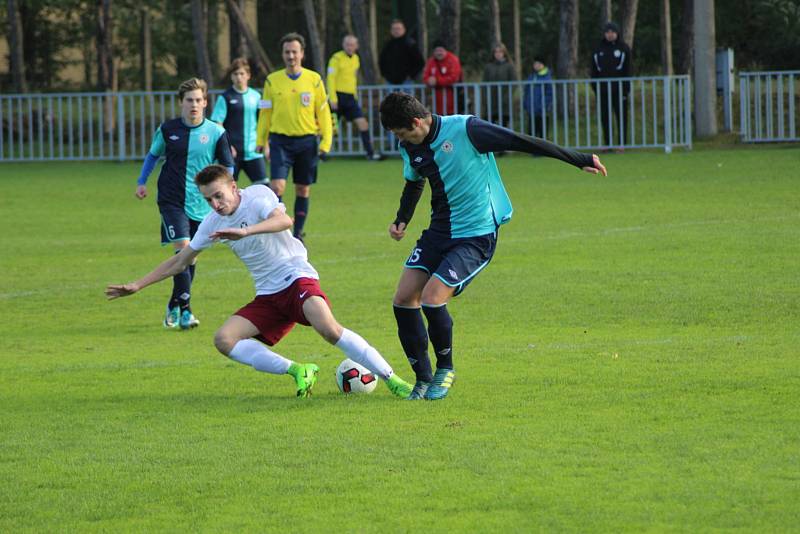 Dorostenecké okresní derby krajského přeboru vyhráli mladíci Ostré, doma porazili Poděbrady 2:0