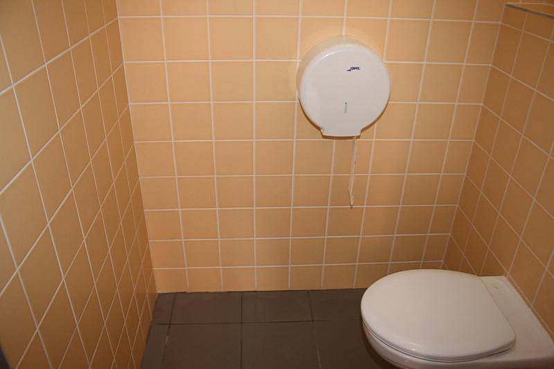 Slavnostní otevření veřejných toalet v Sadské