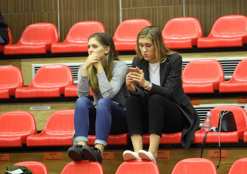 Z basketbalového utkání NBL Nymburk - Olomoucko (124:62)