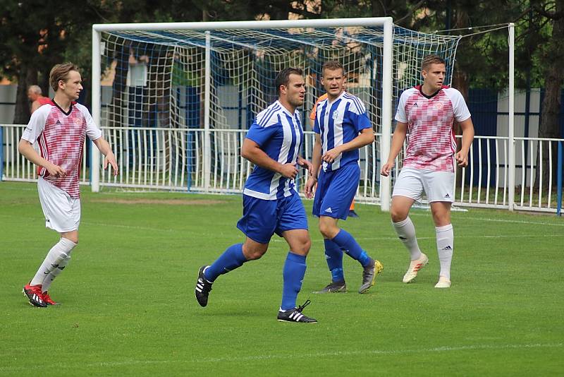 Z fotbalového utkání I.A třídy Union Čelákovice - Kosmonosy (3:3, PK 1:4)