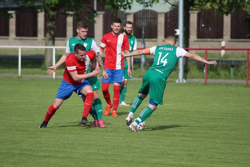 Z fotbalového utkání I.B třídy Pátek - Sadská (1:0)