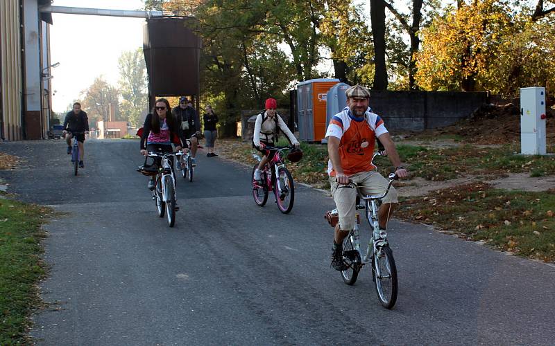 Z pivovaru vystartovaly v sobotu dopoledne stovky cyklistů na tradiční společenskou vyjížďku.