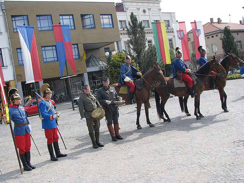 Dragouni prošli Nymburkem