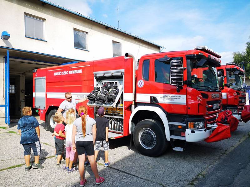 Hasiči SŽDC měli ve čtvrtek náročný den.