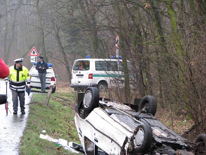 V Babíně došlo v pátek odpoledne k dopravní nehodě