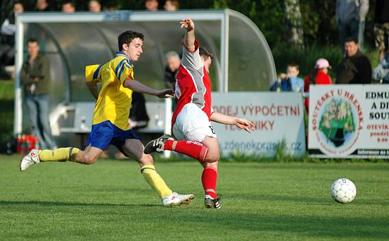 Ze zápasu I.B třídy Kounice - Tuchoraz (2:0).